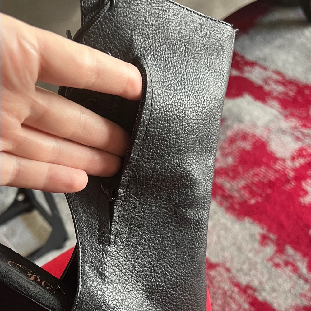 Pleaser Vegan Leather Black Platform Stiletto Booties- 9.5 (never worn) - Picture 8 of 8